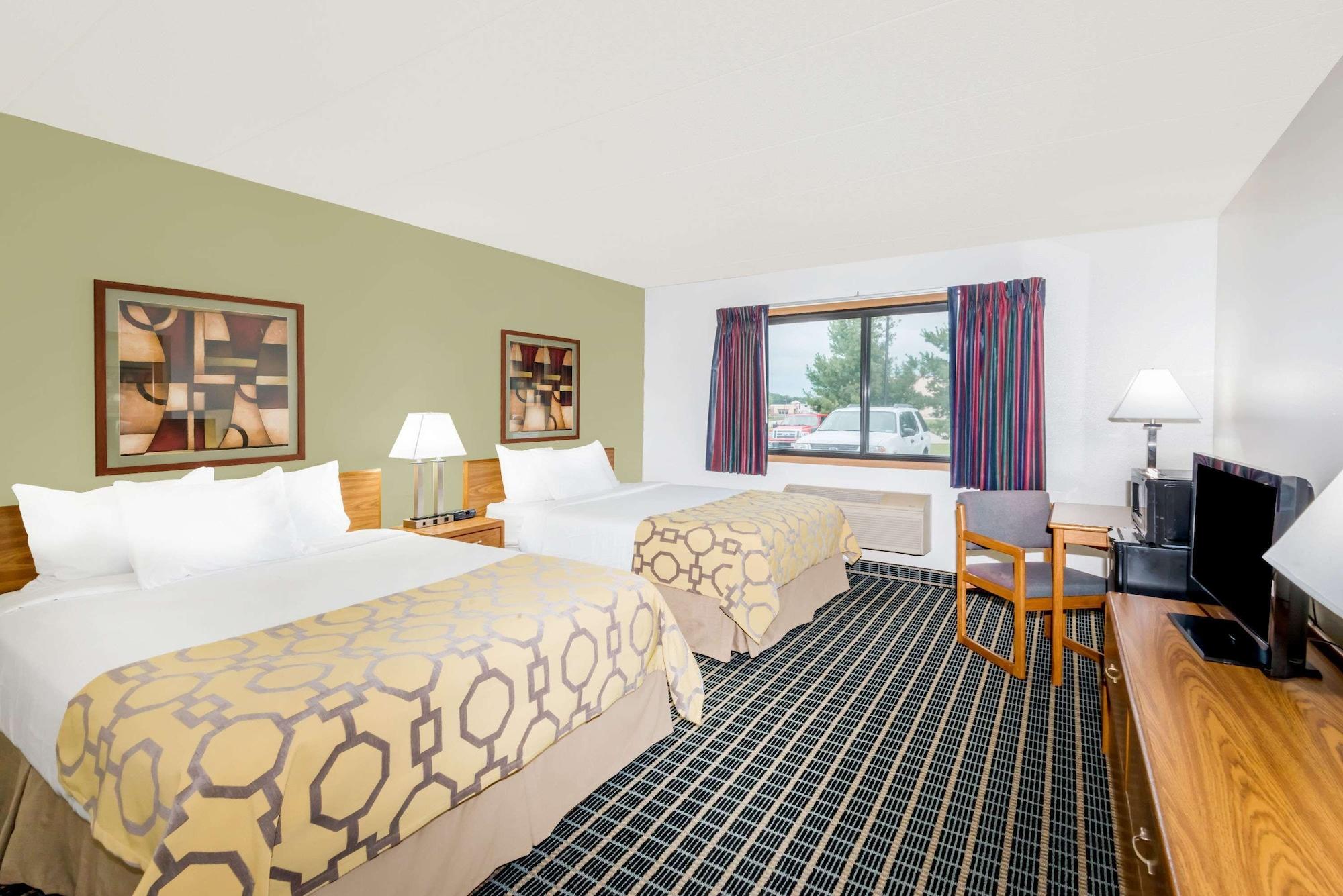 เบย์มอนต์ บาย วินด์แฮม มาร์แชลทาวน์ Hotel Marshalltown ภายนอก รูปภาพ