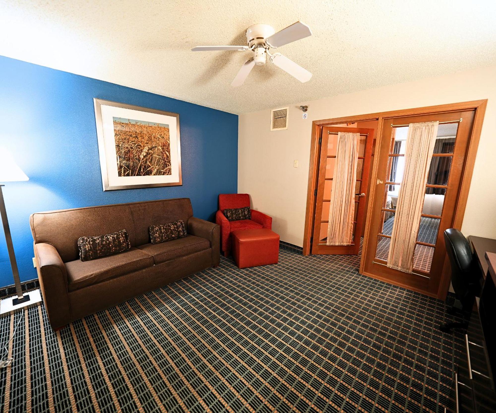 เบย์มอนต์ บาย วินด์แฮม มาร์แชลทาวน์ Hotel Marshalltown ภายนอก รูปภาพ