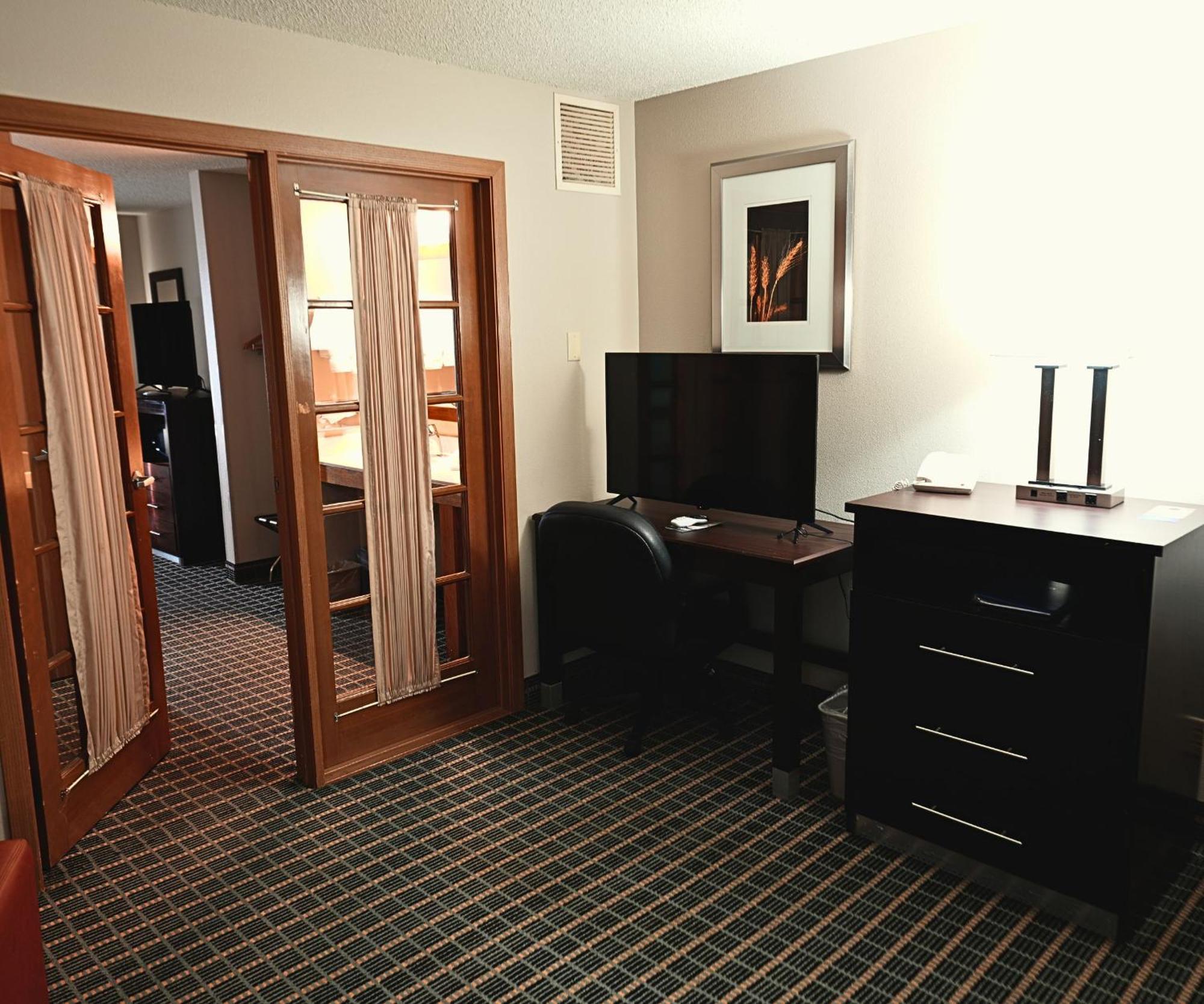 เบย์มอนต์ บาย วินด์แฮม มาร์แชลทาวน์ Hotel Marshalltown ภายนอก รูปภาพ